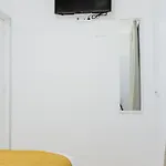Quartos Economicos 3 Andar - Lc * 리스본