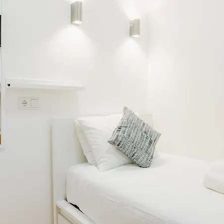 Ubytování v soukromí Quartos Economicos 3 Andar - Lc Lisboa