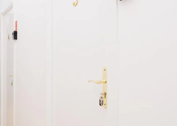 Quartos Economicos 3 Andar - Lc Lizbona