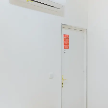 Homestay Quartos Economicos 3 Andar - Lc *